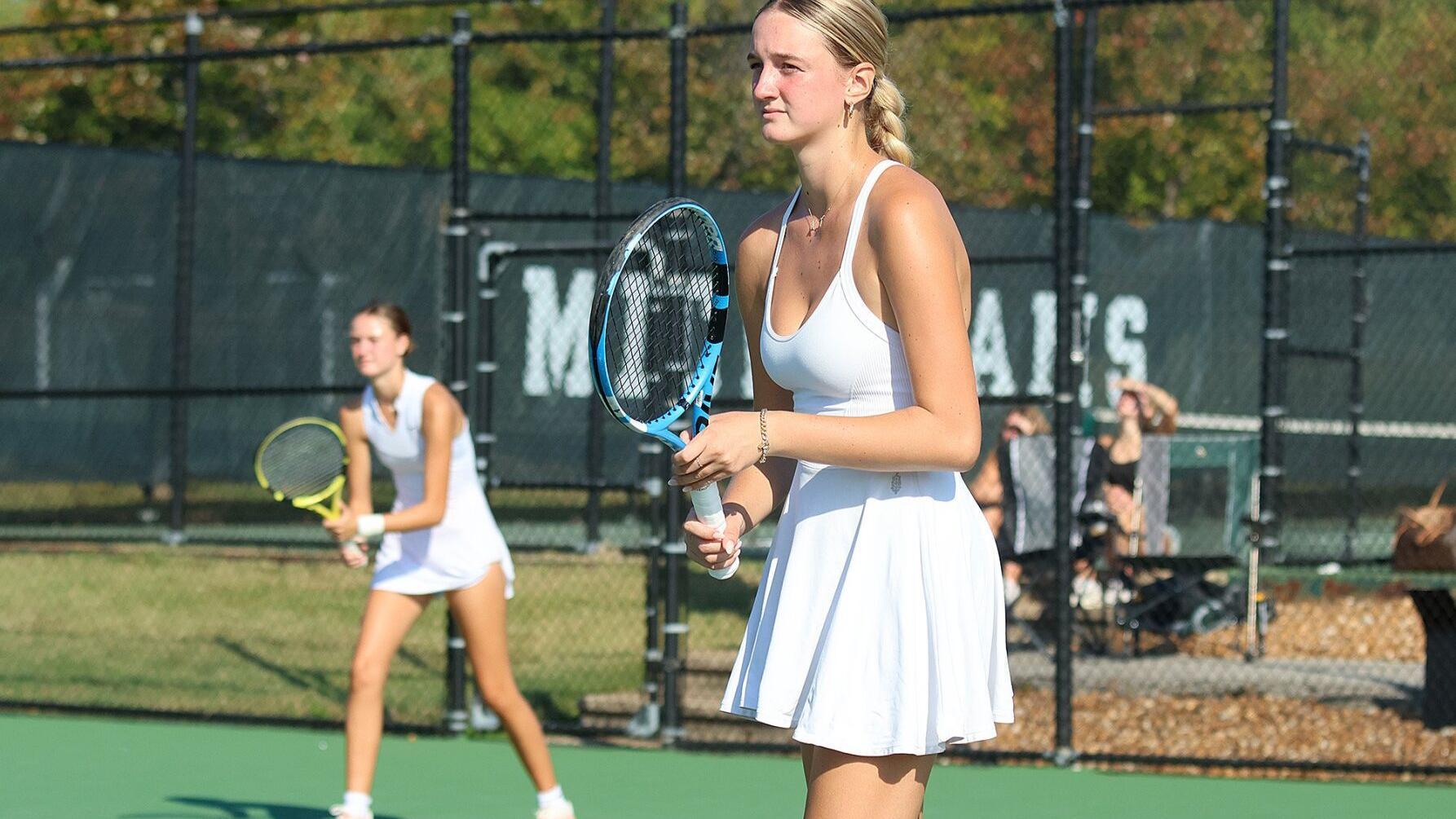 Mehlville's Stefanie Wong advances to Class 2 singles semifinals: Girls tennis state roundup